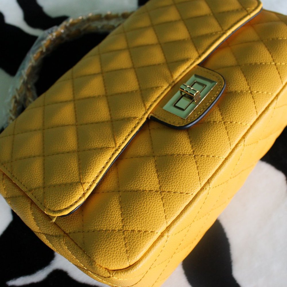 IsabeLLe Handbag - Picture 5 of 6